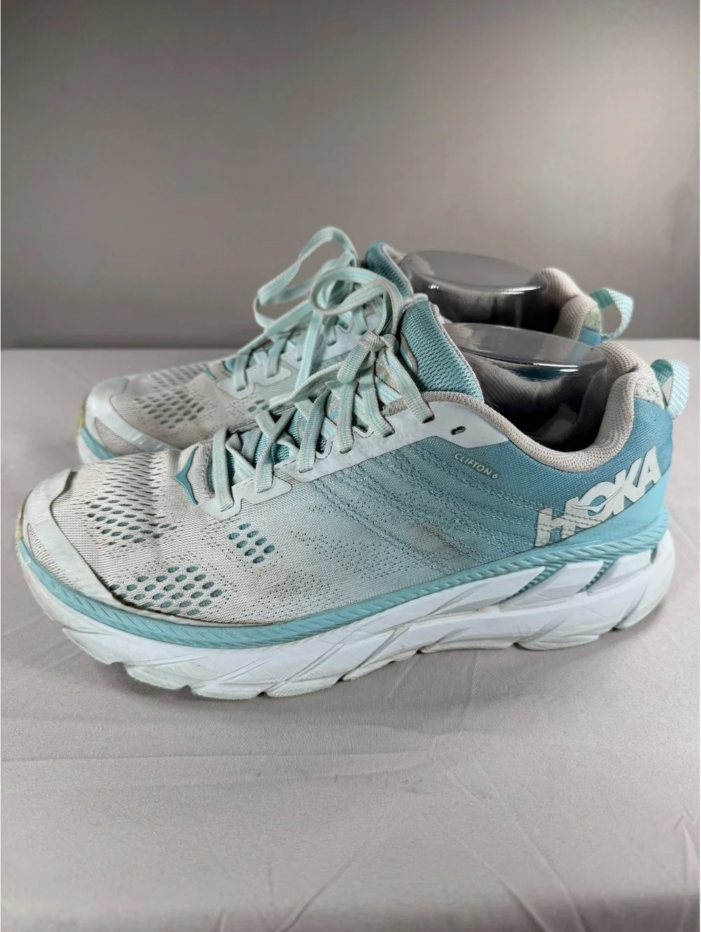 Hoka One One Women's Running Shoes Size 9 Light Blue White